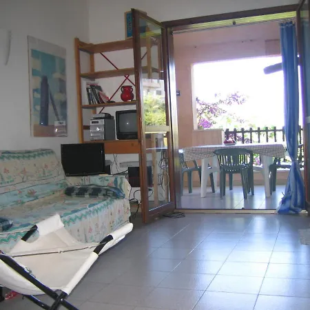 La Ginestra Two-Room Apartment شقة